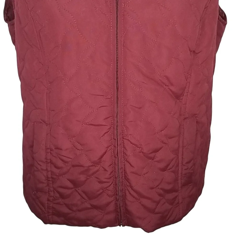 Christopher & Banks Burgundy Quilted‎ V…